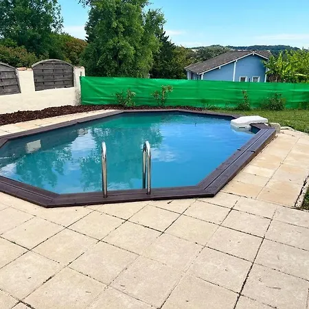 Lovely Four Bedroom With Private Pool. *